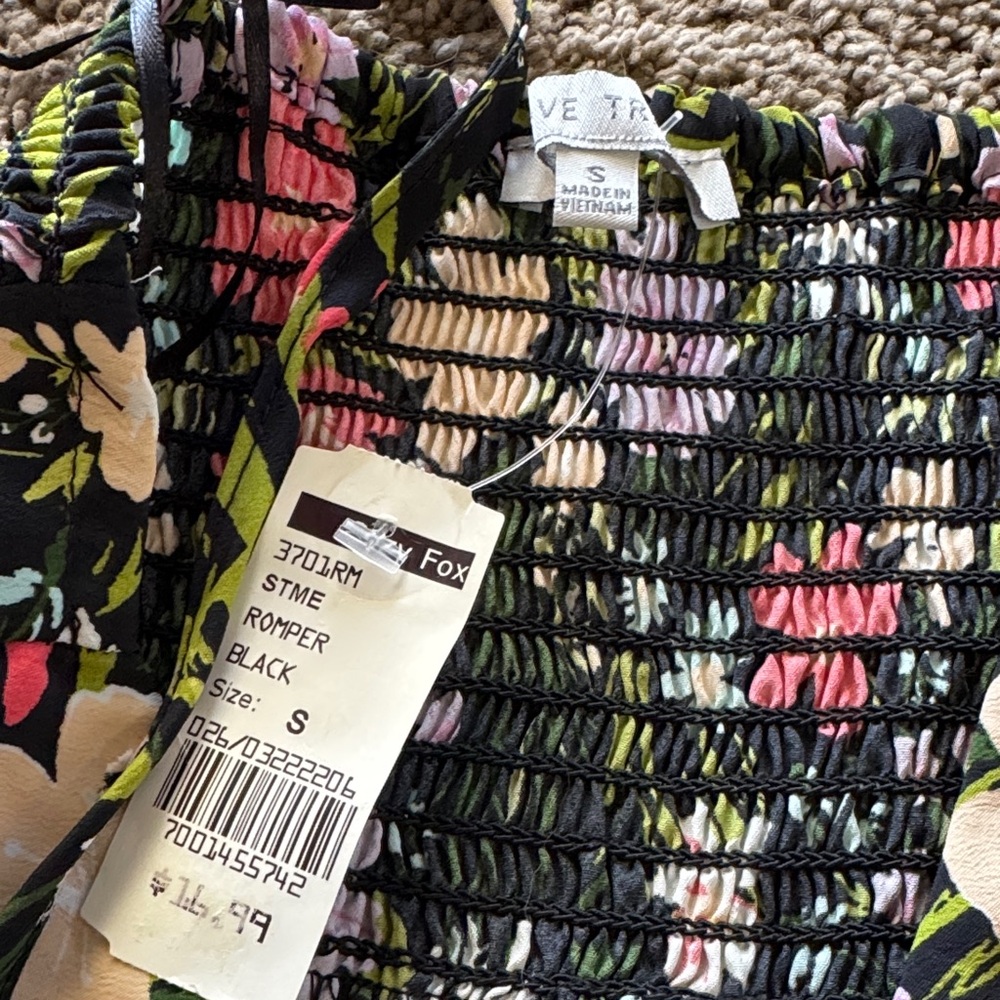 Floral romper - Picture 3 of 6
